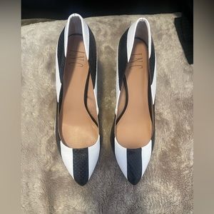 INC Black and white stripped heels Size 8